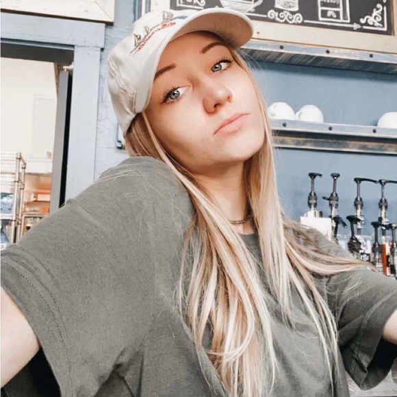 laraaa17
